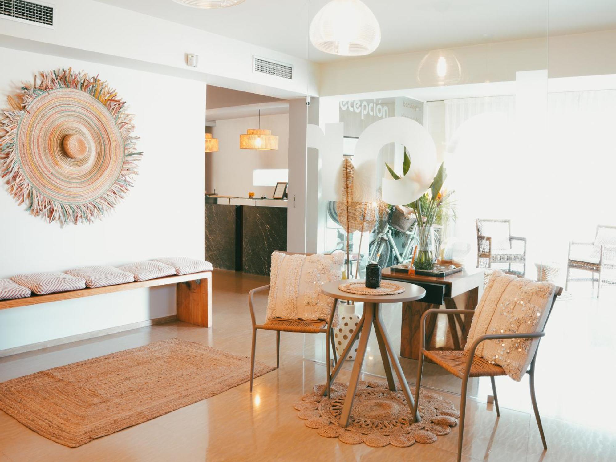 Hotel Boutique Villamor - Only Adults دينايا المظهر الخارجي الصورة